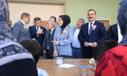 Şanlıurfa’da, 706 Bin Öğrenci İçin Ders Zili Çaldı