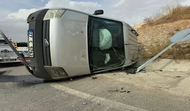 Şanlıurfa’da Kontrolden Çıkan Araç Takla Attı