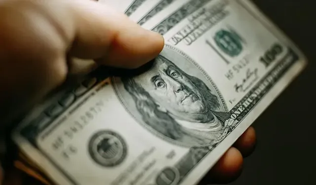 Döviz Kurları: Dolar Ve Euro Güne Yükselişle Başladı