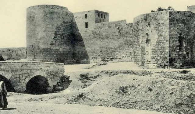 Şanlıurfa’da Burayı Herkes Gördü: Peki Bu Hikayesini Biliyor Muydunuz?