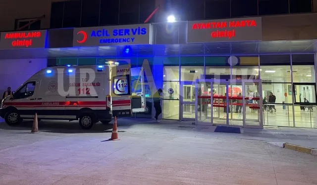 Bozova’da İnşaat Asansörü Çöktü, Yaralananlar Var! Şanlıurfa’nın Bozova ilçesinde gece saatlerinde meydana gelen iş kaza