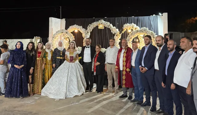 Şanlıurfa’da Beyaztaş ile Güneşli Ailelerinin Görkemli Düğünü