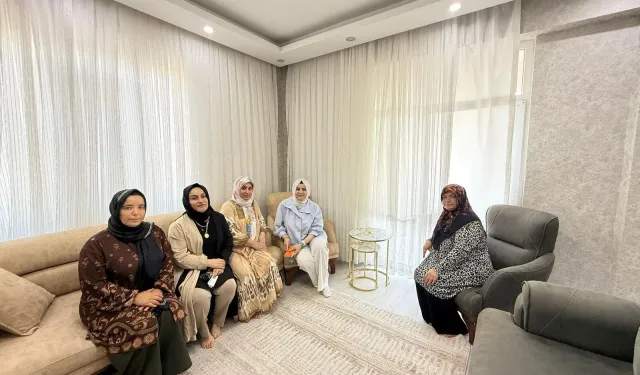 Şanlıurfa AK Parti Kadın Kolları Karaköprü’de Hane Ziyaretinde Bulundu.