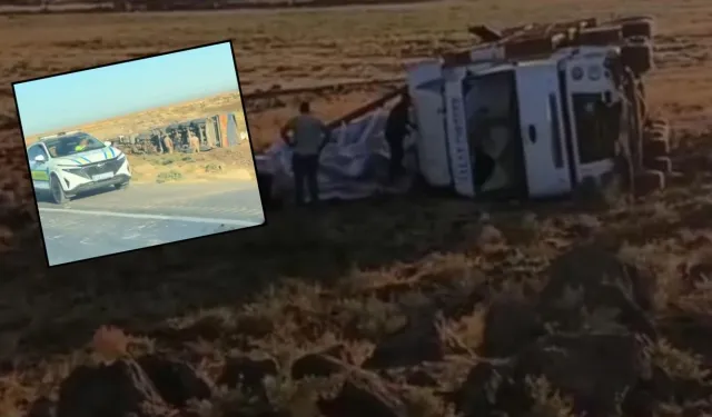 Viranşehir-Kızıltepe Yolunda Un Yüklü Tır Devrildi: Trafik Felç Oldu!