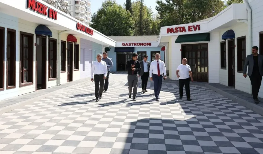Karaköprü’de "Lezzetler Sokağı" Hizmete Açıldı